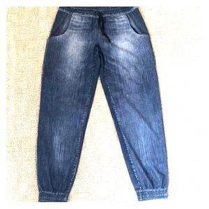 LOLE joggers